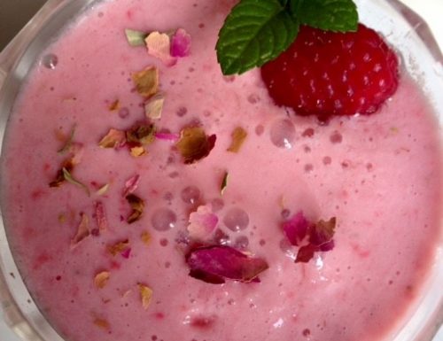 Raspberries and Roses Smoothie