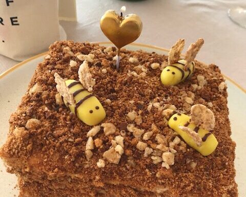 Anet’s Bumblebee Honey Cake